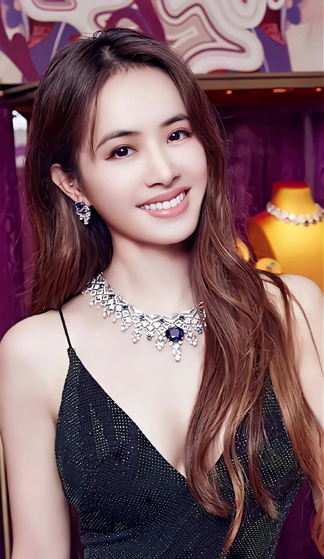 哪位女明星是单身_现代优秀女性单身原因_35岁以上未婚女星名单