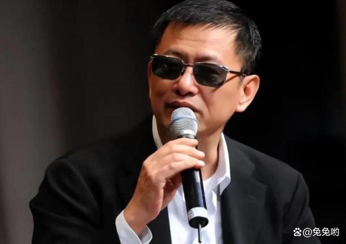 盘点娱乐圈你不知道的黑暗事_娱乐圈黑暗故事_娱乐圈的黑暗事件