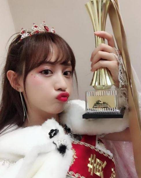 年收入过亿的艺人_娱乐圈十大富婆_娱乐圈最有钱明星