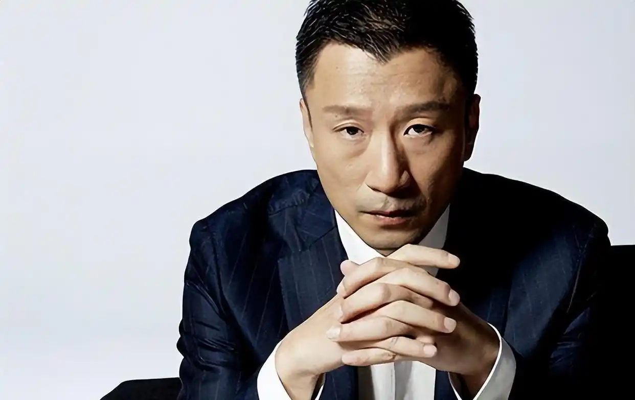 孙红雷谈娱乐圈的故事_孙红雷从拾荒到成名之路_孙红雷早年生活经历